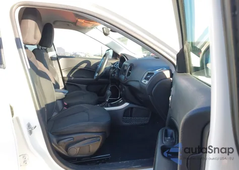 2018 Jeep Compass Sport Fwd z USA, uszkodzony, nr VIN 3C4NJCAB8JT488283